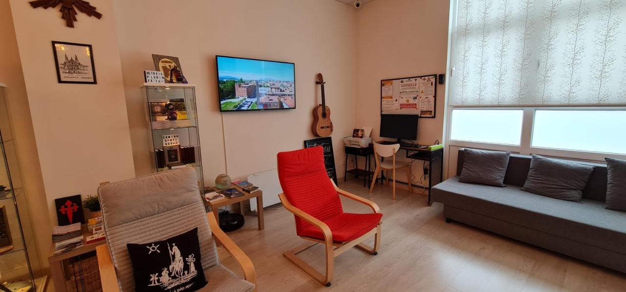 Albergue Sixtos No Caminho Santiago de Compostela Bagian luar foto