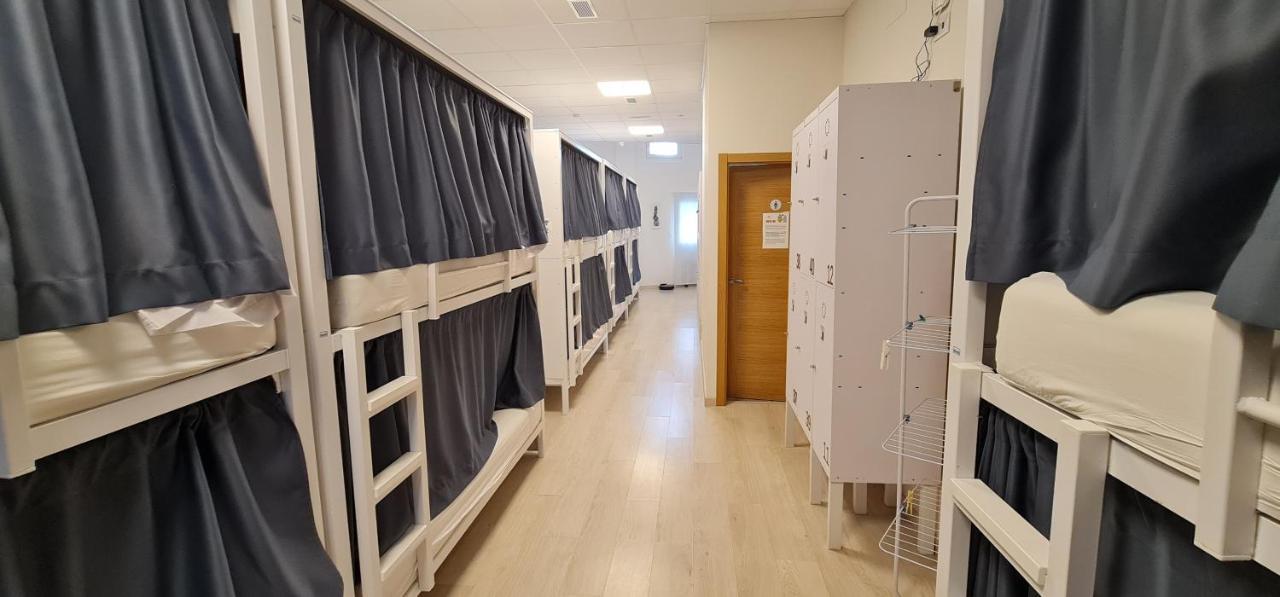 Albergue Sixtos No Caminho Santiago de Compostela Bagian luar foto