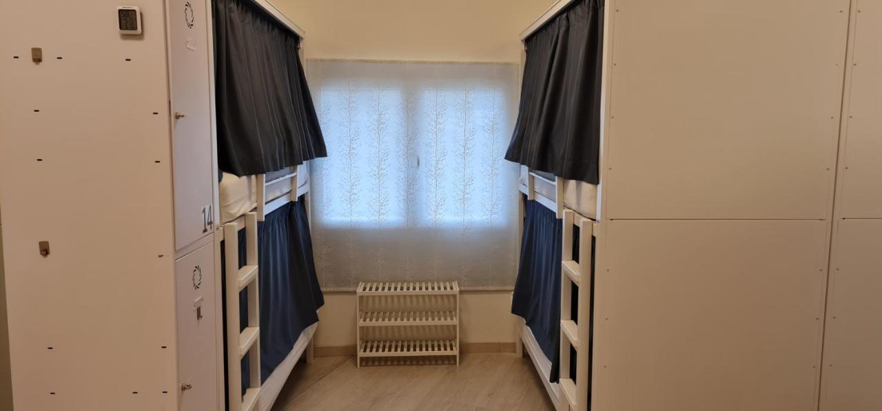 Albergue Sixtos No Caminho Santiago de Compostela Bagian luar foto